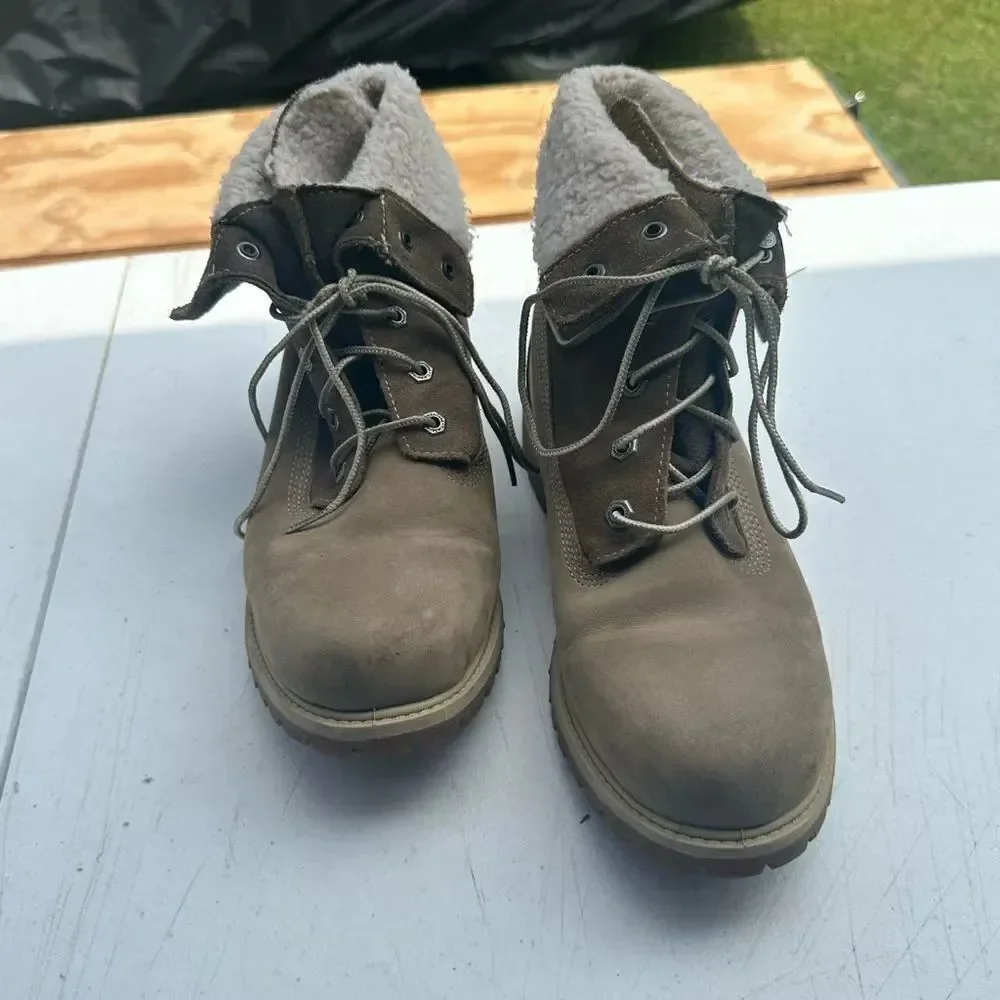 Timberland Tan Fold-Over Shearling Boots